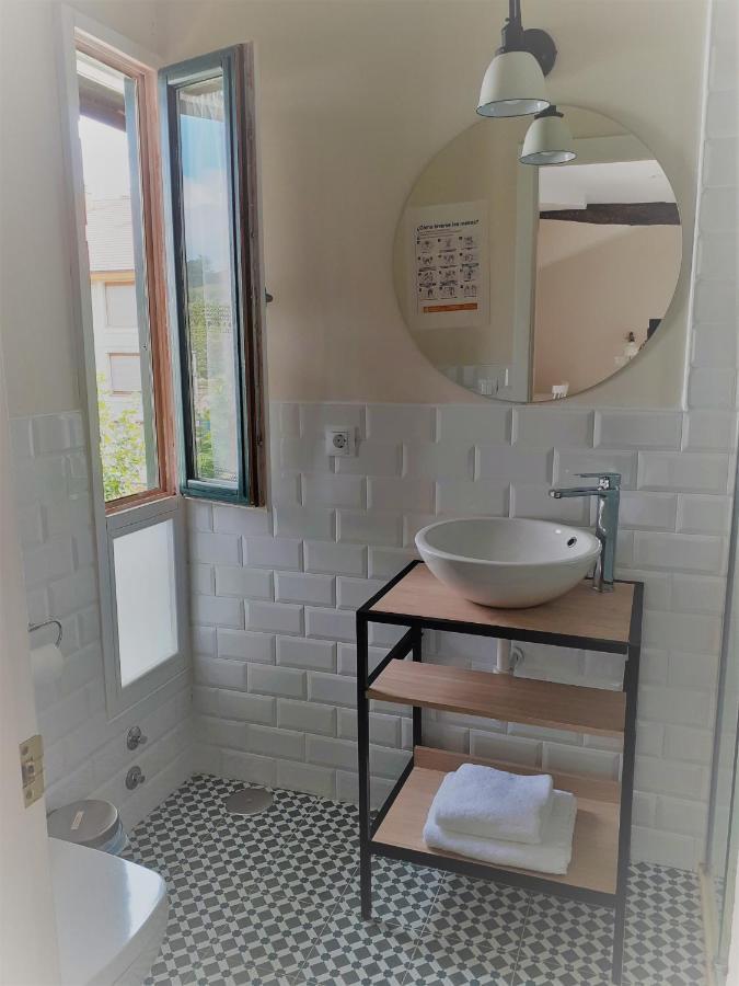 Hostal Lierganes Fluviarium Rooms Exterior photo
