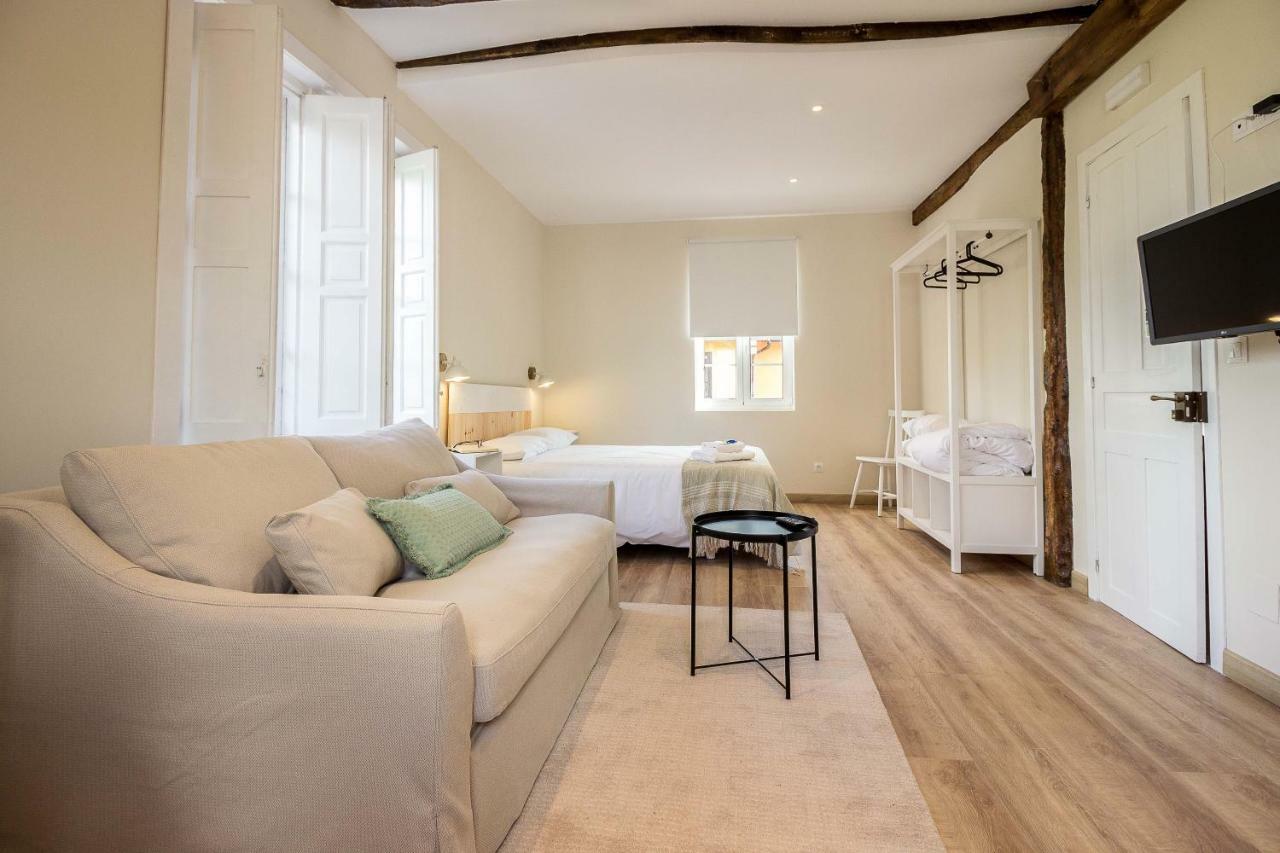 Hostal Lierganes Fluviarium Rooms Exterior photo